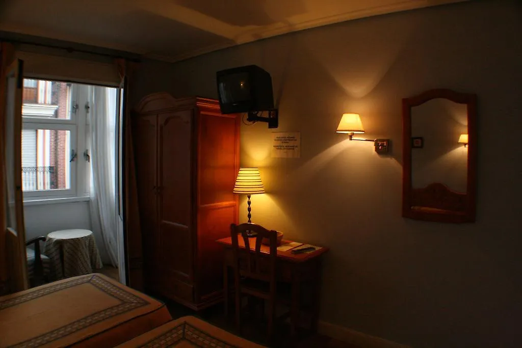 Pension Bilbao Guest house